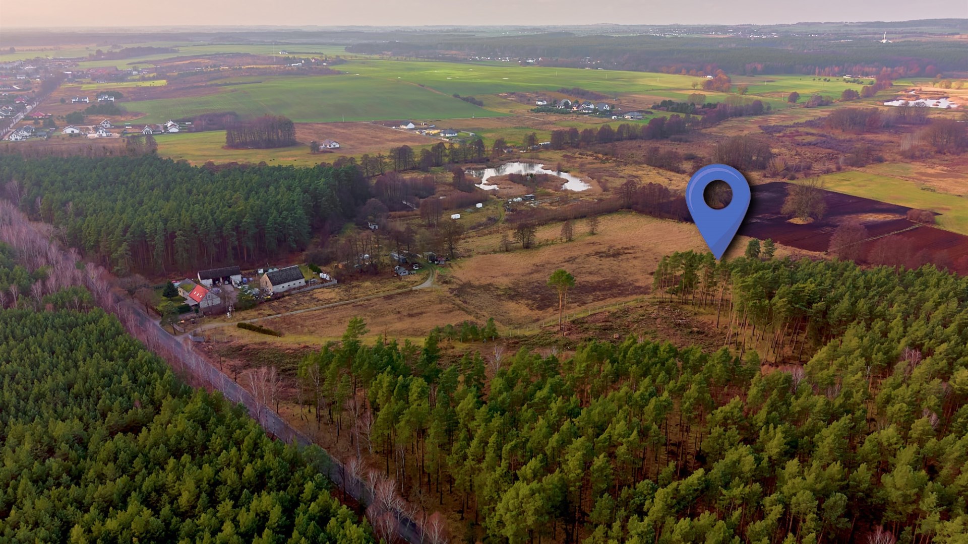 Działka na sprzedaż