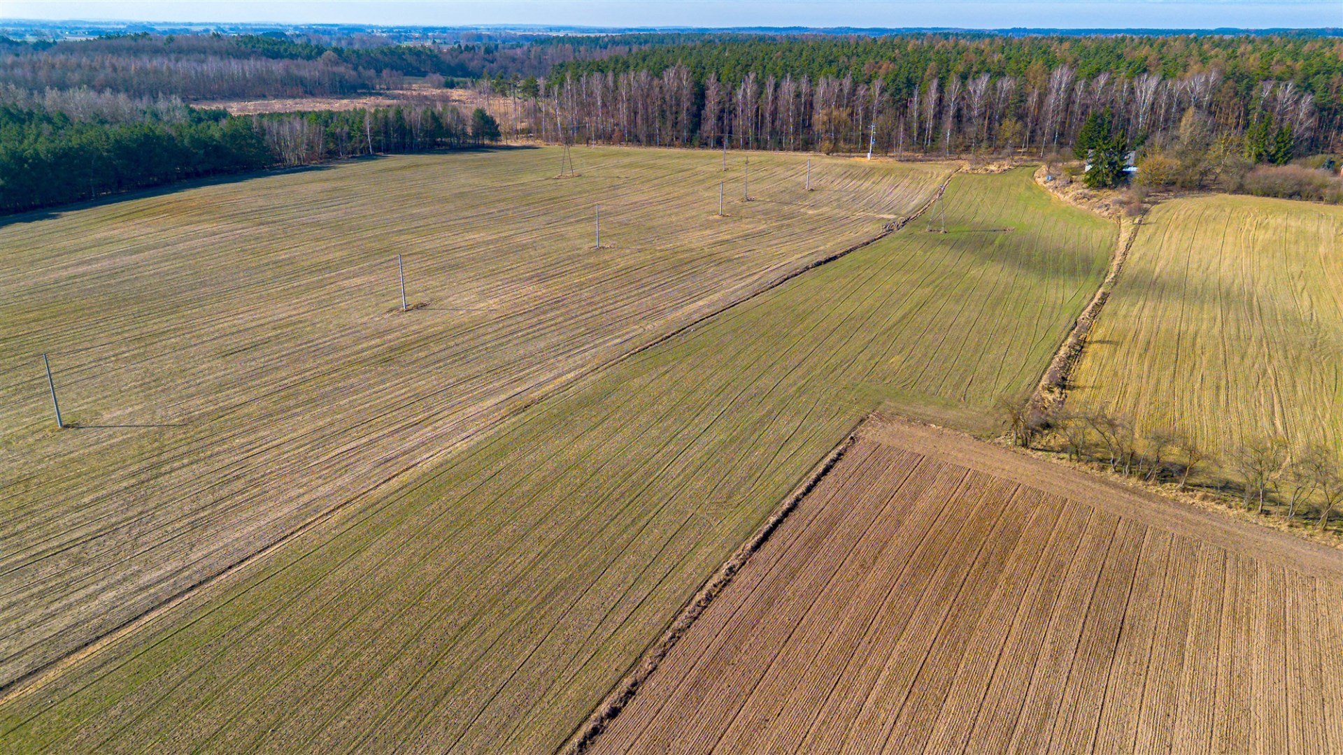 Działka na sprzedaż