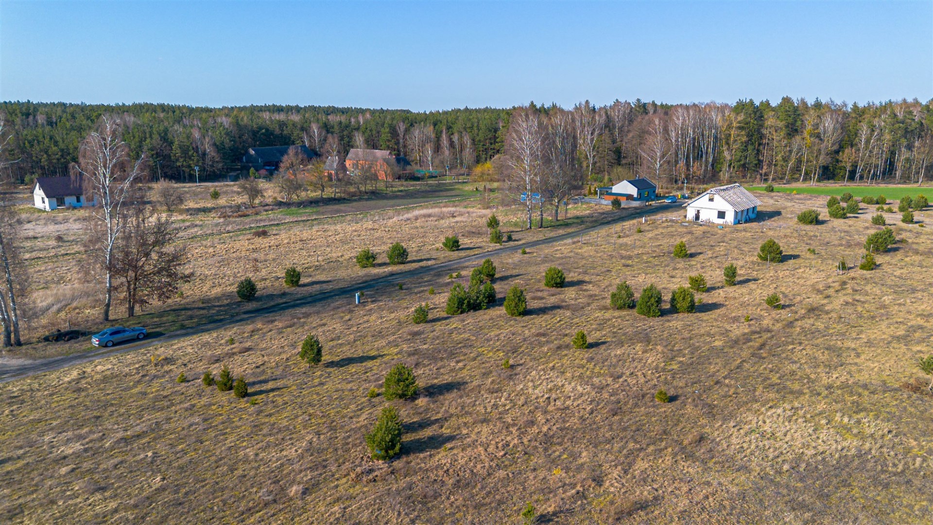 Działka na sprzedaż