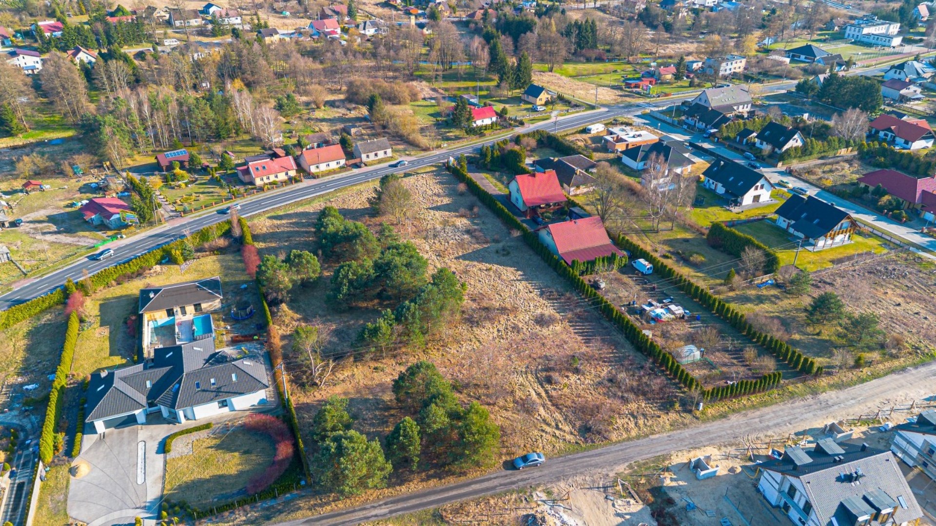 Działka na sprzedaż