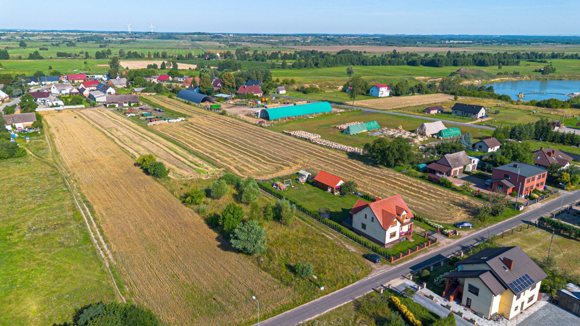 Działka na sprzedaż
