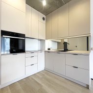 Mieszkanie  na wynajem Piła, Zielona Dolina, 2 pokoje, 38.62m², parter piętro, oferta SEMR-MW-681